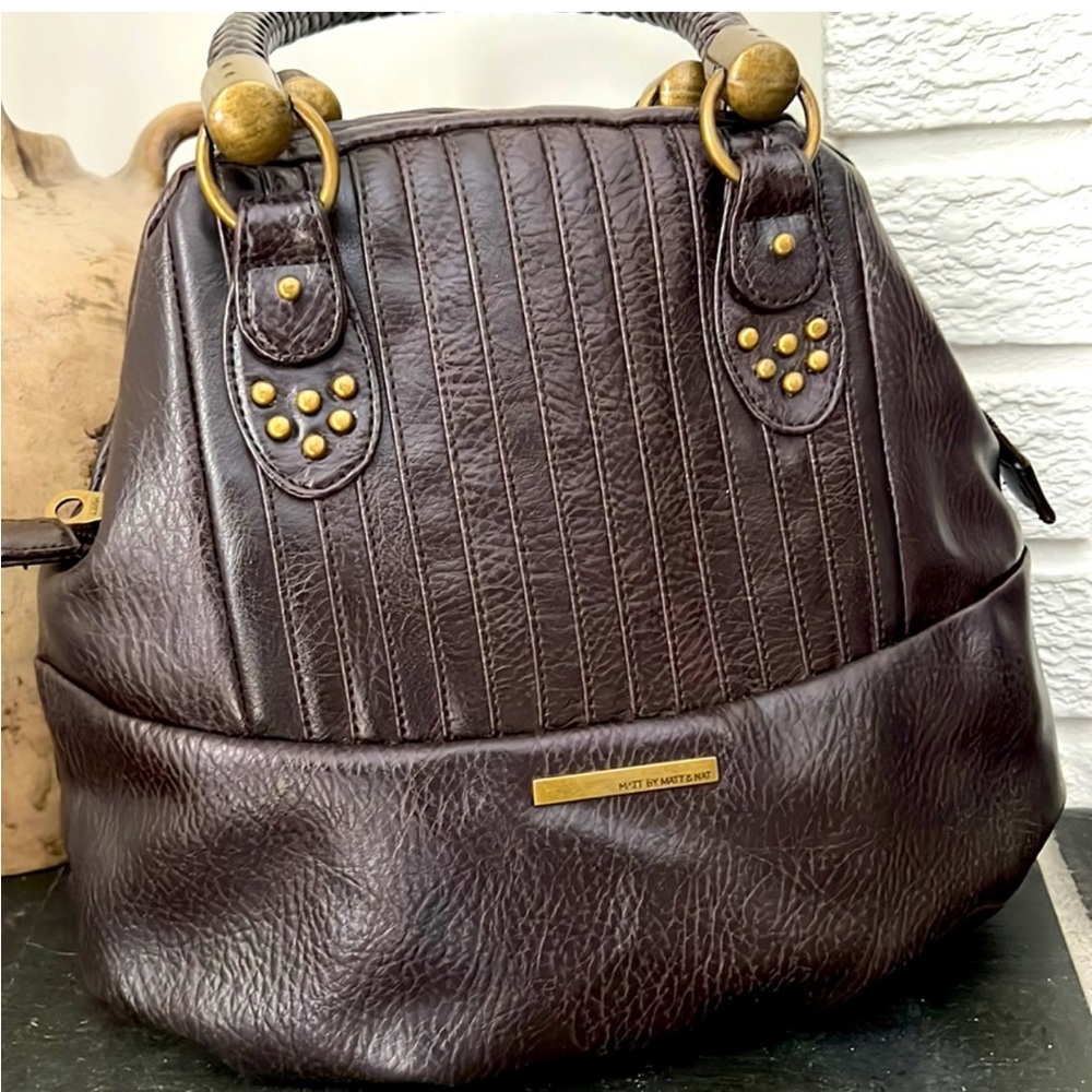 Matt & Nat shoulder handbag - brown with brass hardware